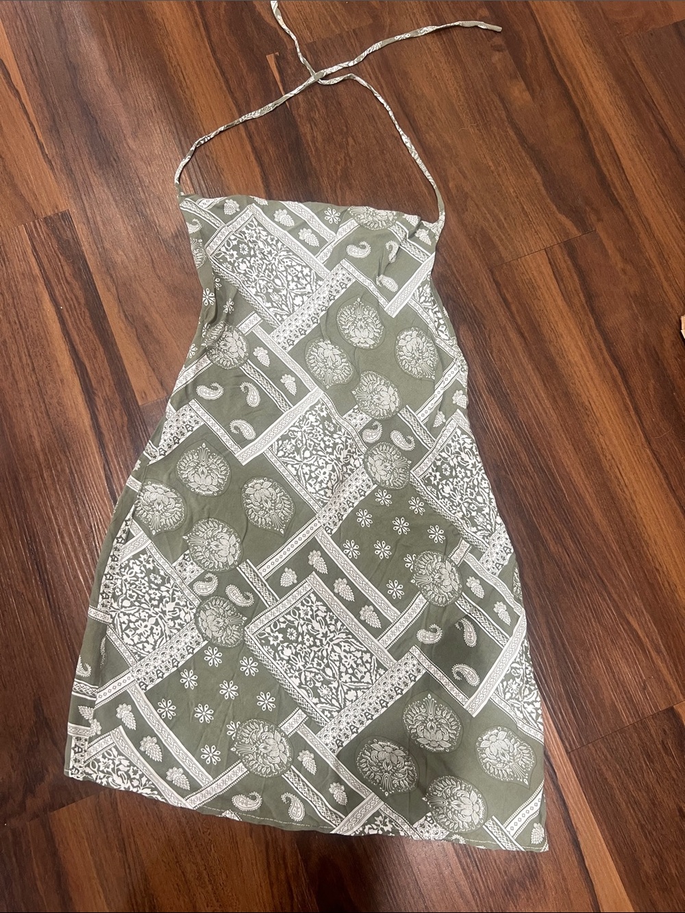 SHEIN Olive Green Paisley Halter Mini Dress